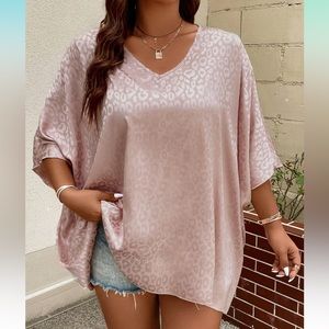 NWT Plus Size Satin leopard print pink blouse